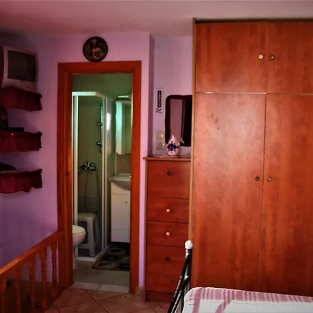 Enetiko House