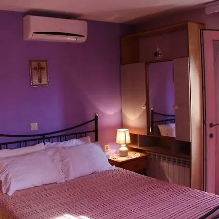 Enetiko House