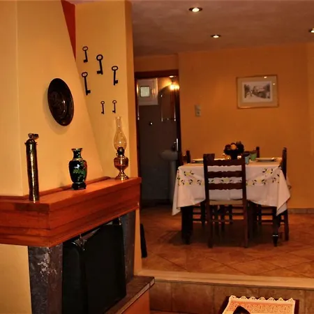 Enetiko House Semesterbostad